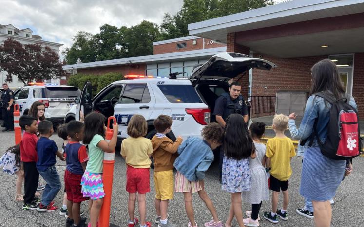 JP students checking out our patrol cars